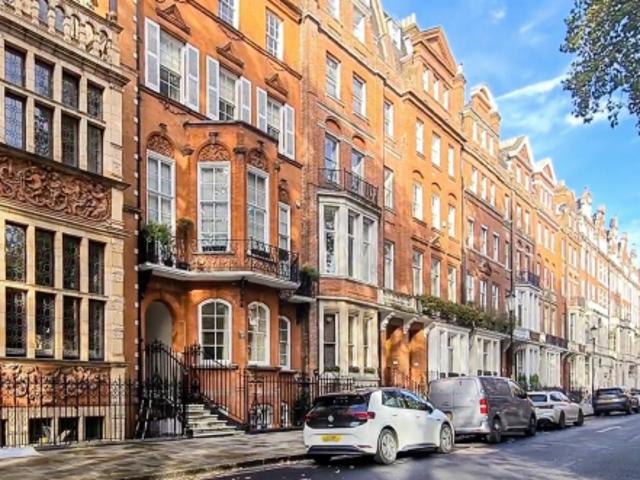 Apartment for rent in Hans Town, Greater London