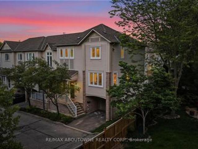 Townhouse for sale in Mississauga, Ontario