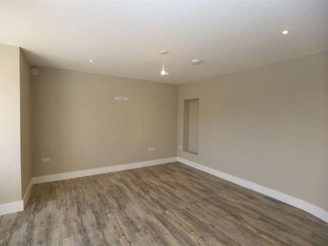 House to rent in Inishannon, The Municipal District of Bandon-Kinsale