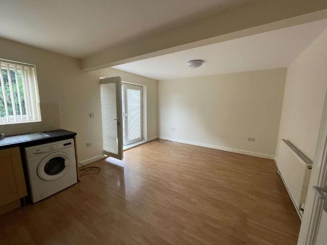 House for rent in Charnock, Gleadless