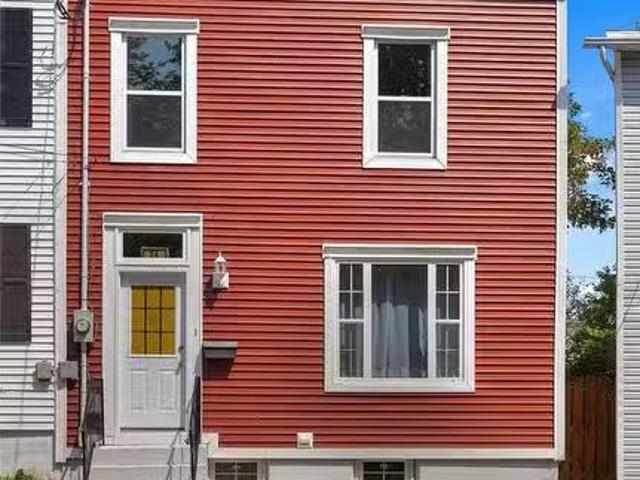 House for sale in Foxtrap, Newfoundland And Labrador