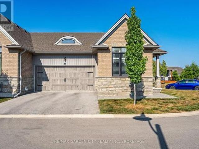 Townhouse for sale in Niagara, Ontario