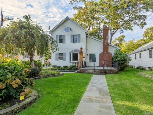 House for sale in Wading River, Town of Riverhead