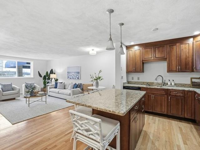 Condo for sale in Weymouth, Massachusetts