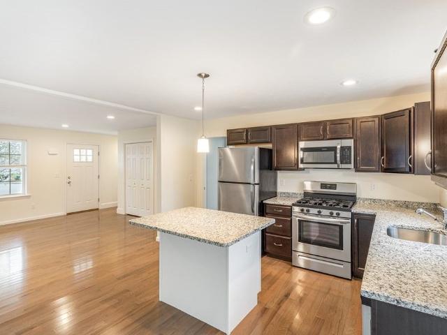 Townhouse for rent in Attleboro