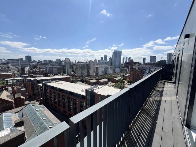 Apartment for rent in City Centre, Salford