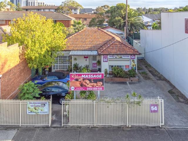 Showroom for sale in Canley Vale