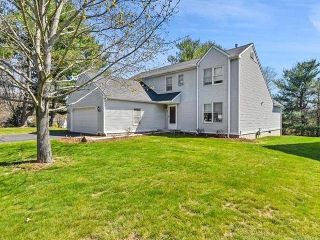 House for sale in Hamden, Connecticut