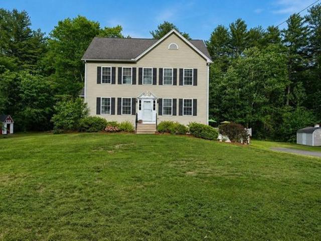House for sale in New Hampshire