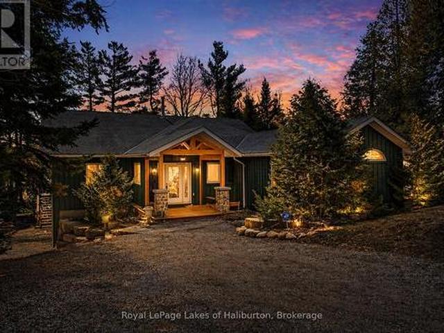 House for sale in Ontario