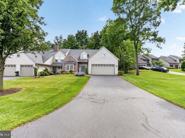Condo for sale in Denver, Pennsylvania