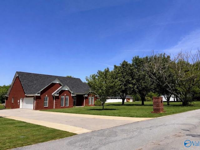 House for sale in Moulton, Alabama