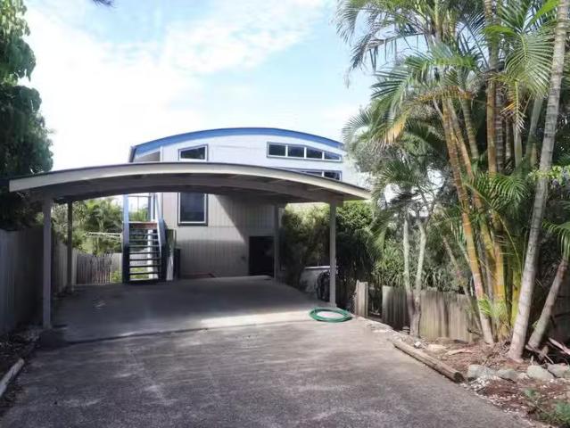 House for rent in Castaways Beach, Queensland