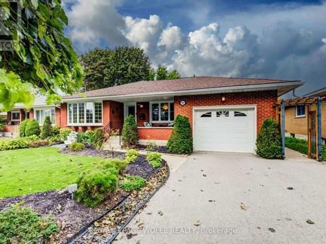 House for sale in Vanier, Kitchener