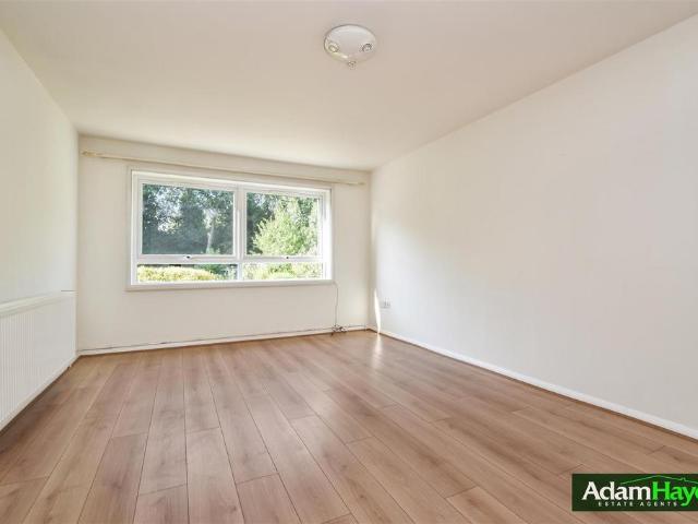 Apartment for rent in North Finchley, Greater London