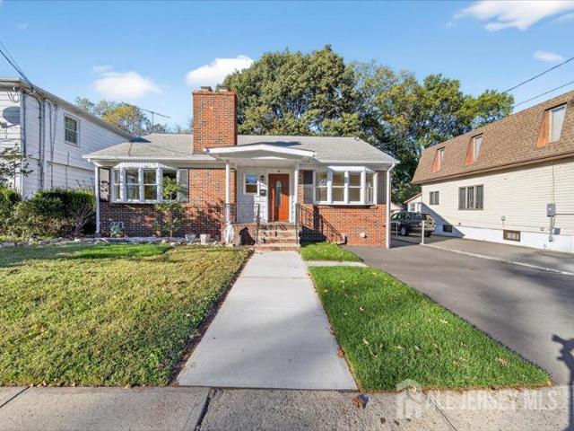 House for sale in Avenel, New Jersey