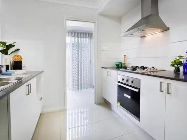 House for rent in Mount Louisa, Queensland