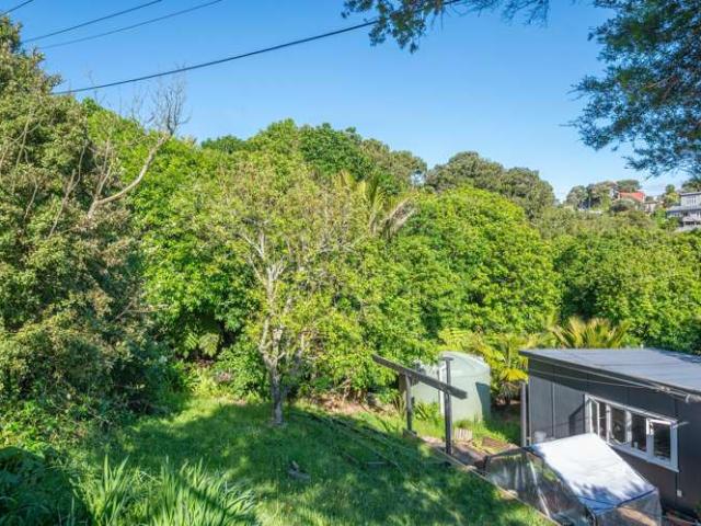 Land for sale in Omiha, Oroua County