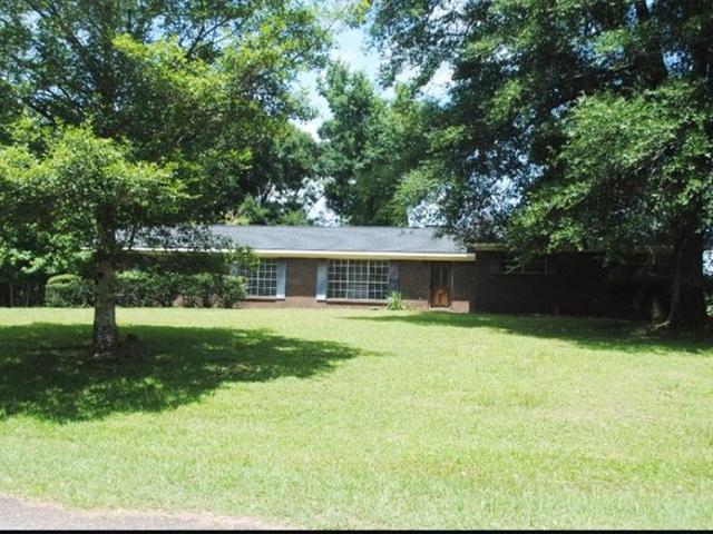 House for sale in Monroeville, Alabama