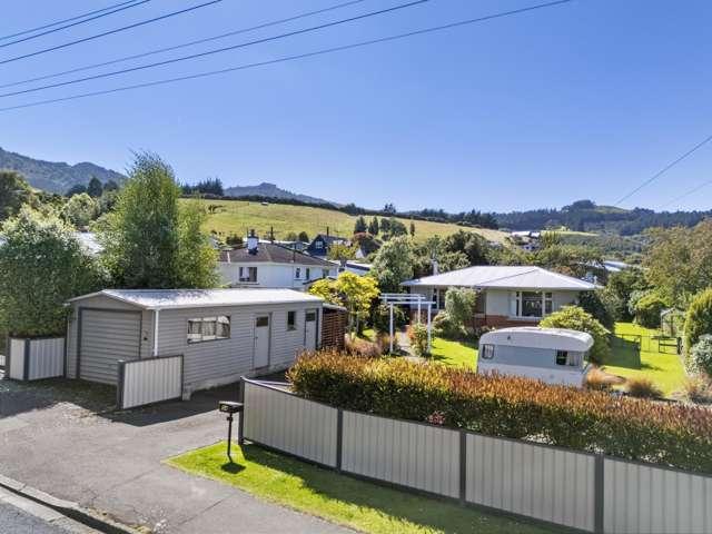 House for sale in Otakou