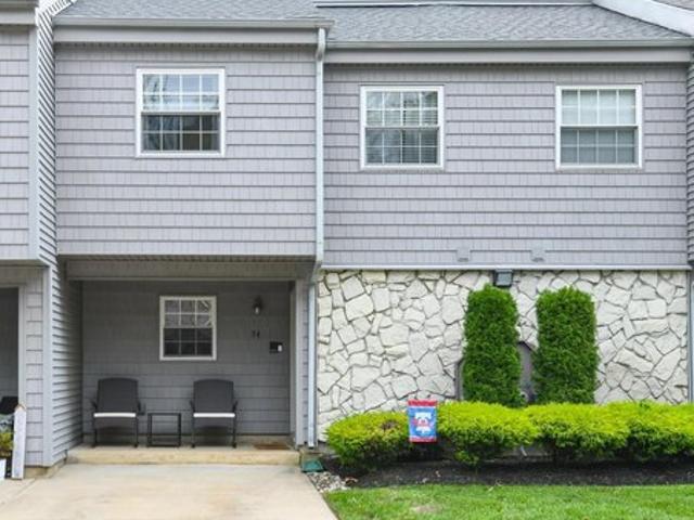 Townhouse for sale in Hammonton, New Jersey
