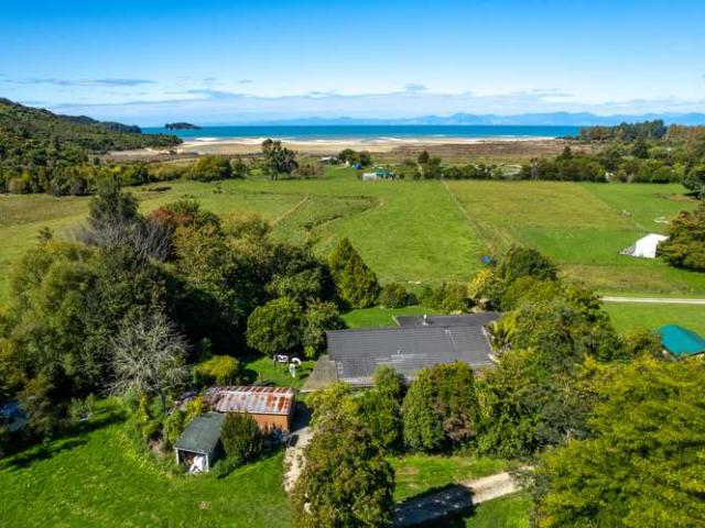 Property for sale in Cable Bay, Nelson Bays