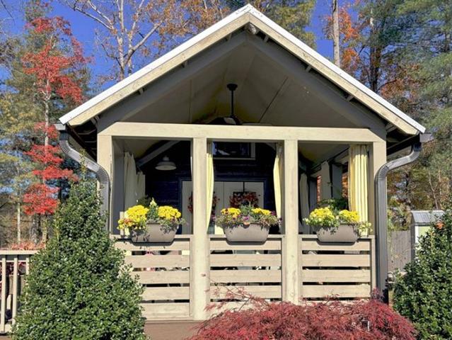 House for sale in East Flat Rock, North Carolina