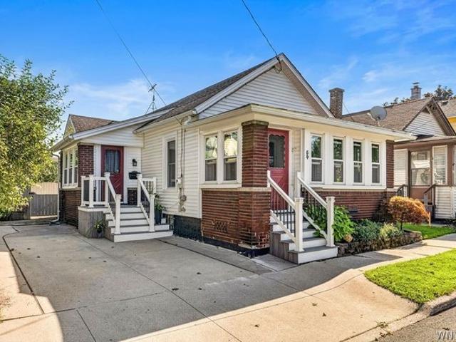 House for sale in Niagara, New York