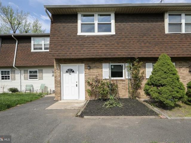 Townhouse for sale in Clementon, New Jersey