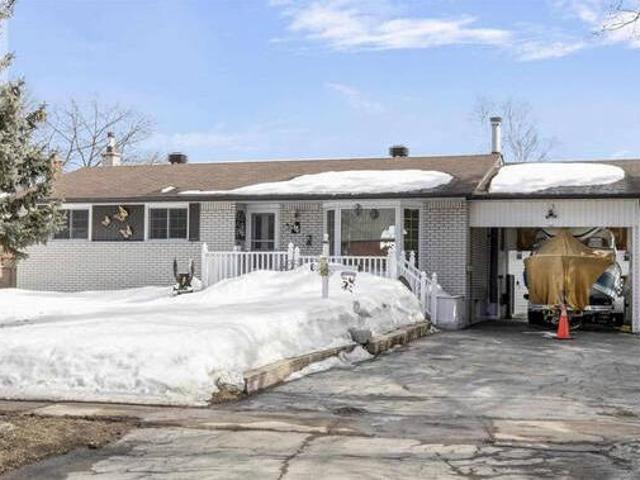 House for sale in Sault Sainte Marie, Ontario
