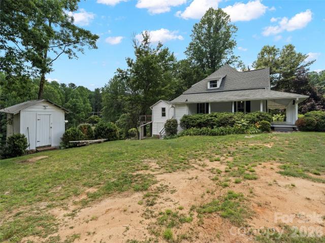 House for sale in Saluda, North Carolina