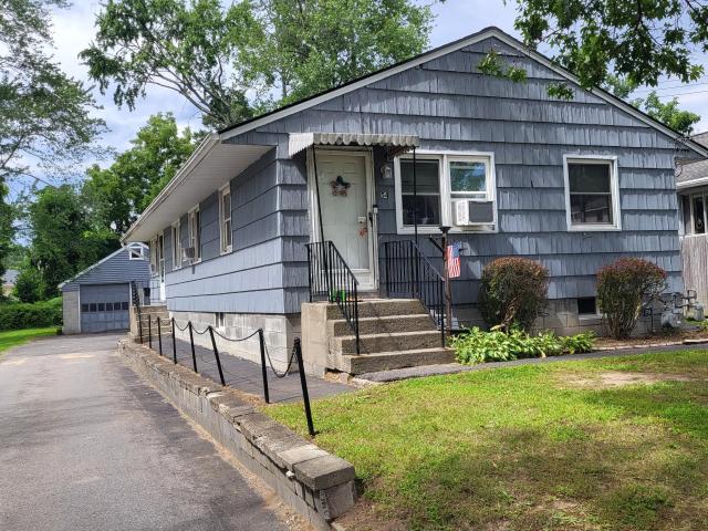House for sale in Colonie, New York