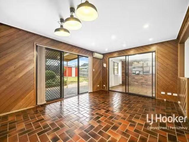 House for rent in Greystanes