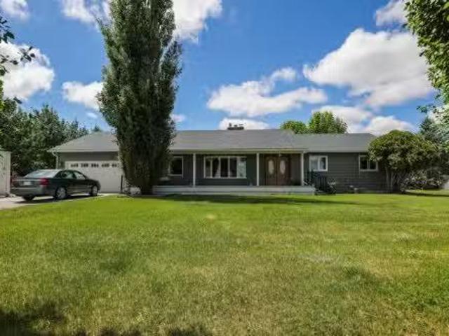 House for sale in Magrath, Alberta