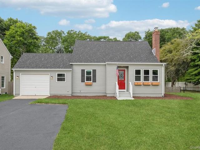 House for sale in Centereach, New York