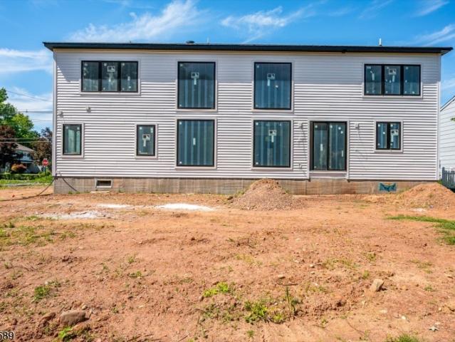 House for sale in Edison, New Jersey