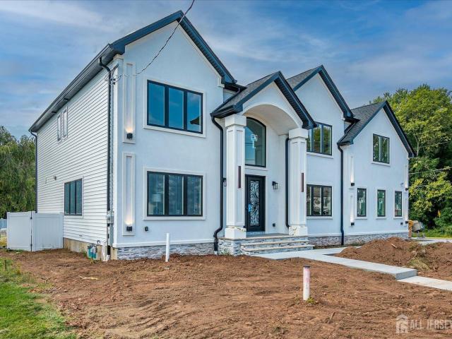 House for sale in Edison, New Jersey