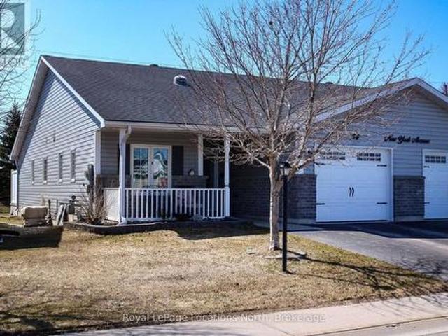 House for sale in Wasaga Beach, Ontario
