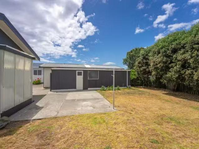 House for sale in Otaki Beach, Wellington
