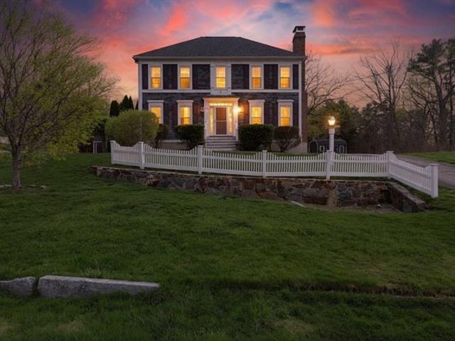 House for sale in Amesbury, Massachusetts
