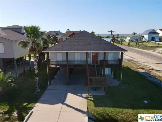 House for sale in Victoria