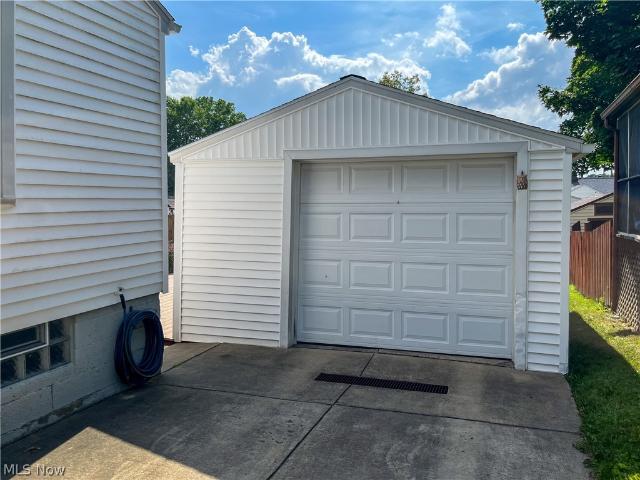 House for sale in Mc Donald, Ohio