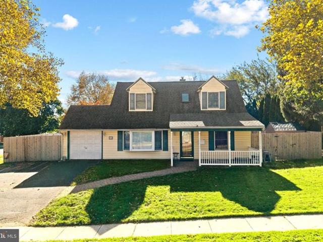 House for sale in Levittown, Bristol Township