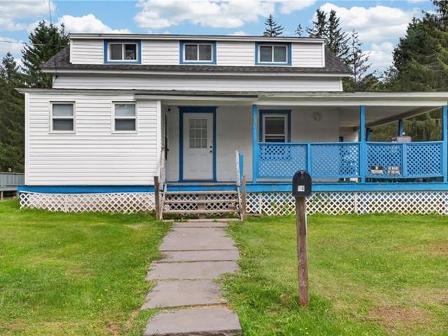 House for sale in Harpersfield, New York