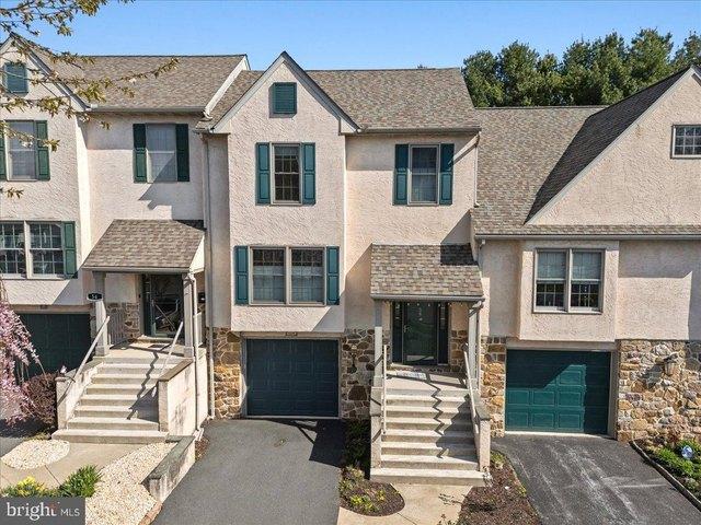 Townhouse for sale in Chester, Pennsylvania