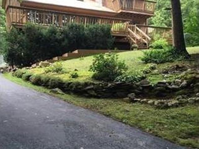 House for sale in Hubbardston, Massachusetts
