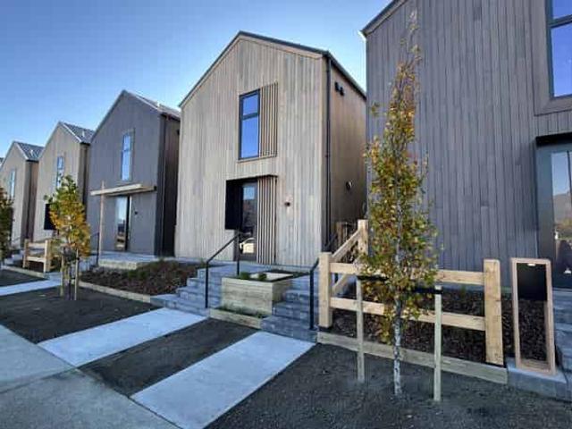 House for rent in Otakou