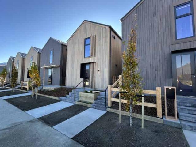 House for rent in Otakou