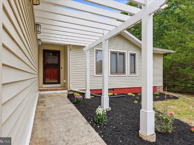 House for sale in Manahawkin, New Jersey