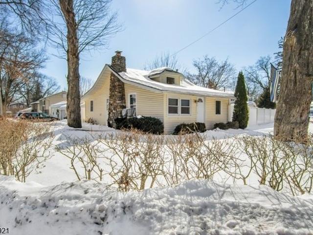 House for sale in Denville, New Jersey